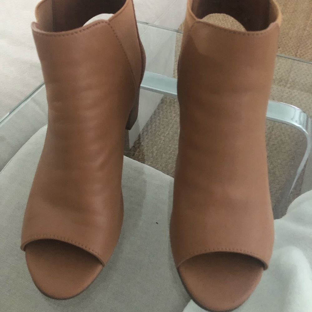 STEVE MADDEN